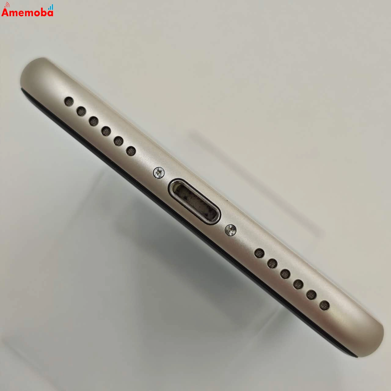 iPhoneSE 第3世代 64GB スターライト MMYD3J/A AU版SIMフリー 極美品