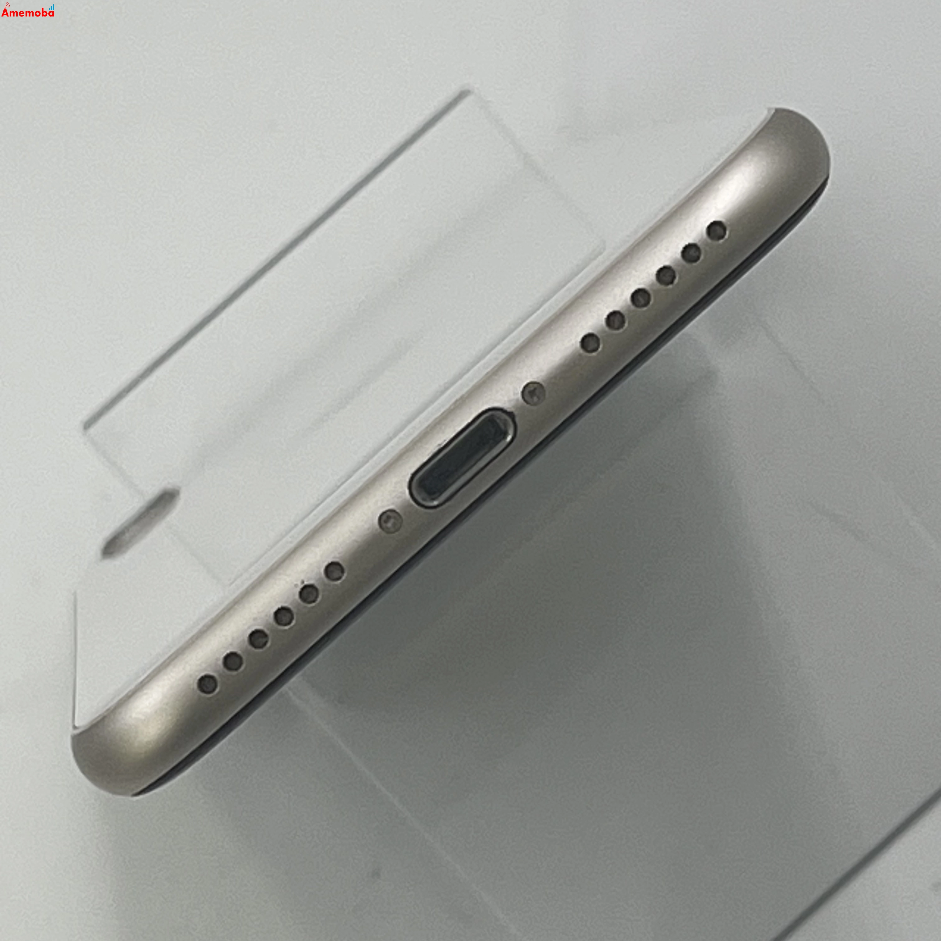 iPhoneSE 第3世代 64GB スターライト MMYD3J/A AU版SIMフリー 美品