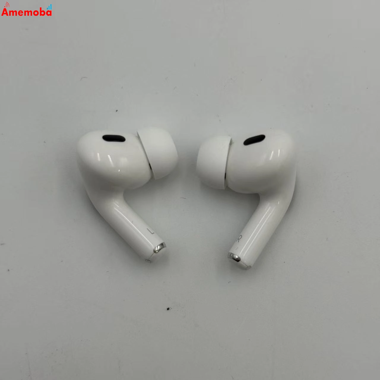 AirPods Pro 第2世代 MagSafe充電ケース USB-C  ホワイト MTJV3J/A