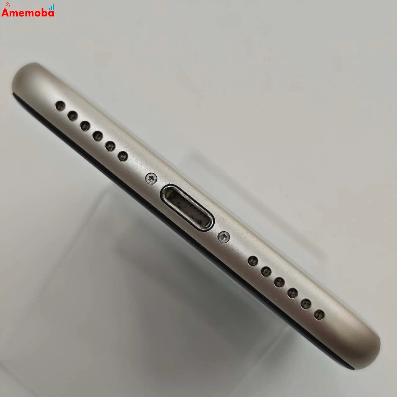 iPhoneSE 第3世代 64GB スターライト MMYD3J/A SoftBank版SIMフリー 美品