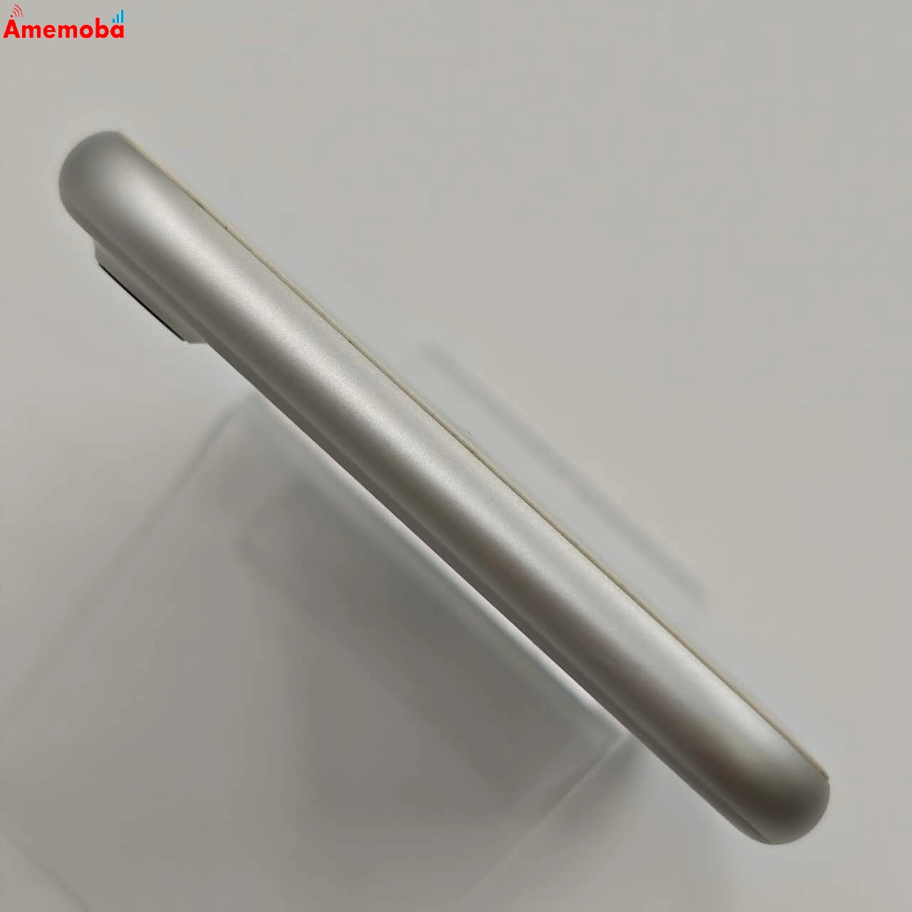 iPhone7 128GB シルバー MNCL2J/A docomo版SIMフリー 訳あり品