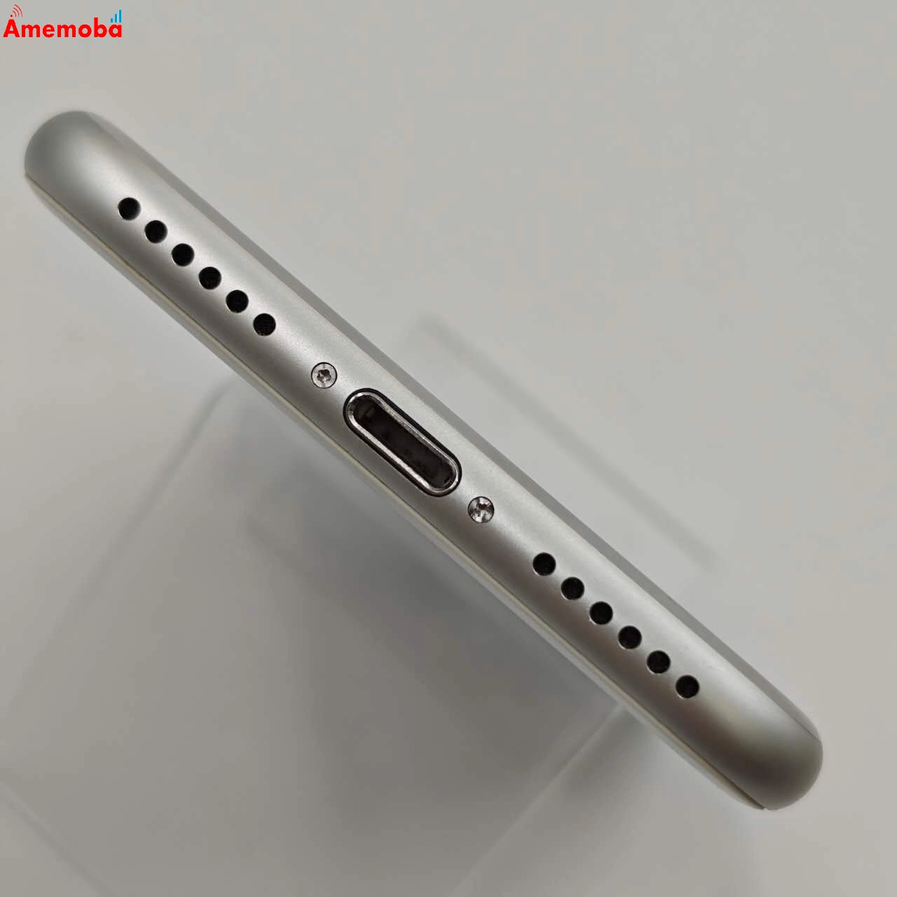 iPhone7 128GB シルバー MNCL2J/A docomo版SIMフリー 訳あり品