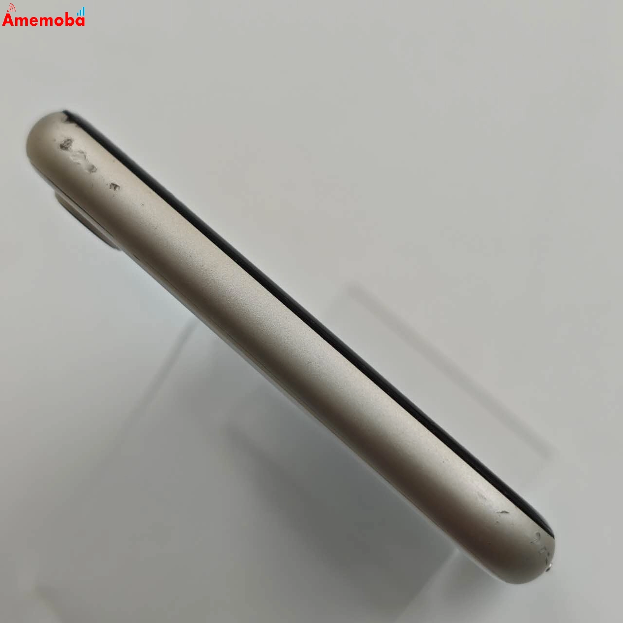 iPhoneSE 第3世代 64GB スターライト MMYD3J/A AU版SIMフリー