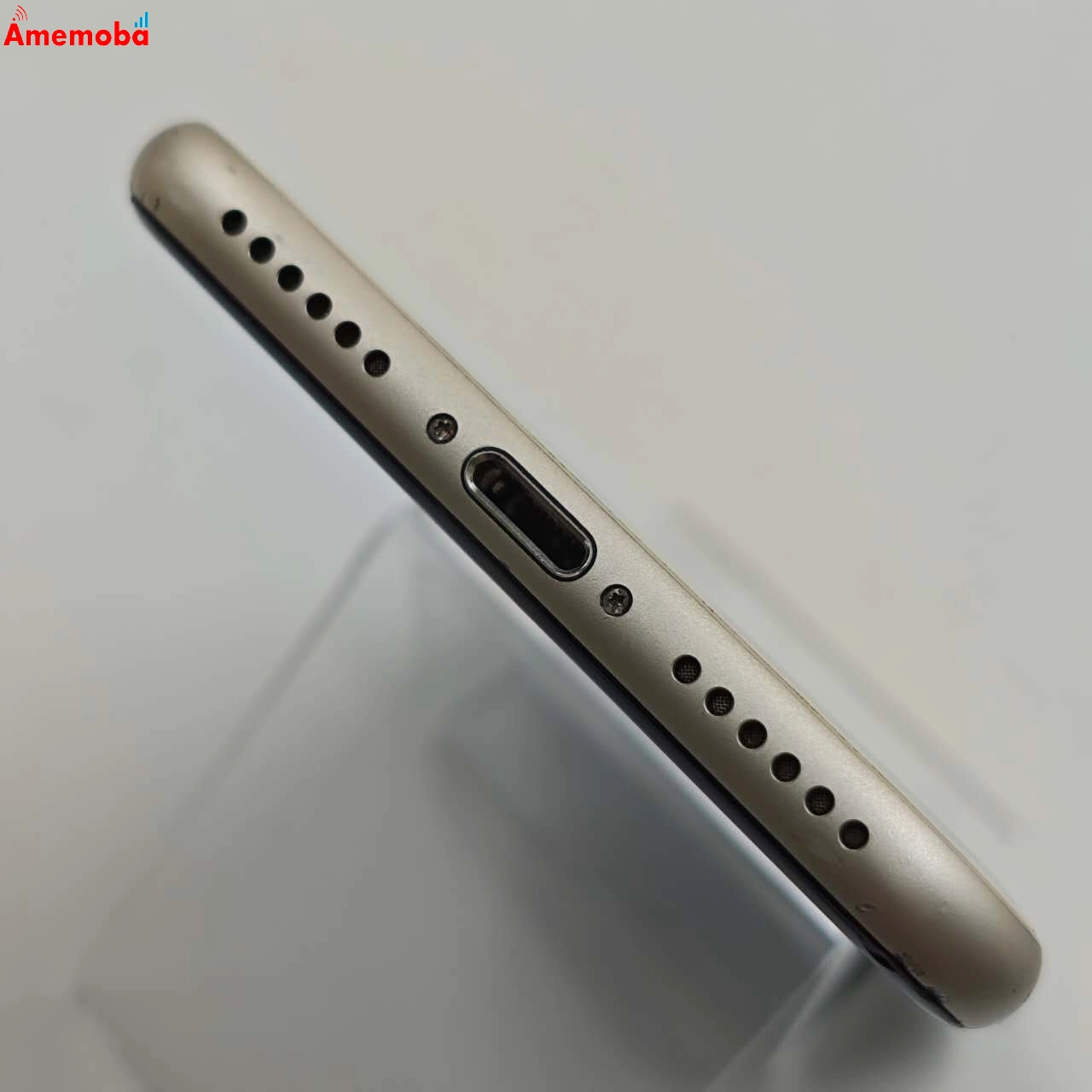 iPhoneSE 第3世代 64GB スターライト MMYD3J/A AU版SIMフリー