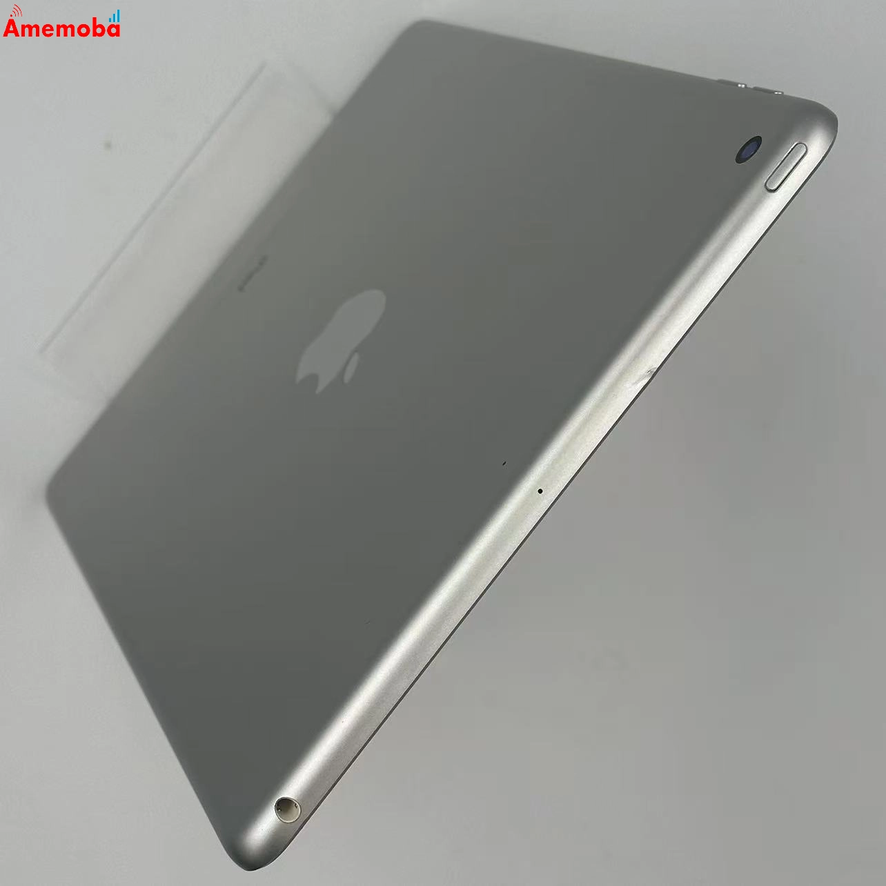 iPad 第5世代 Wi-Fiモデル 32GB シルバー MP2G2J/A  美品