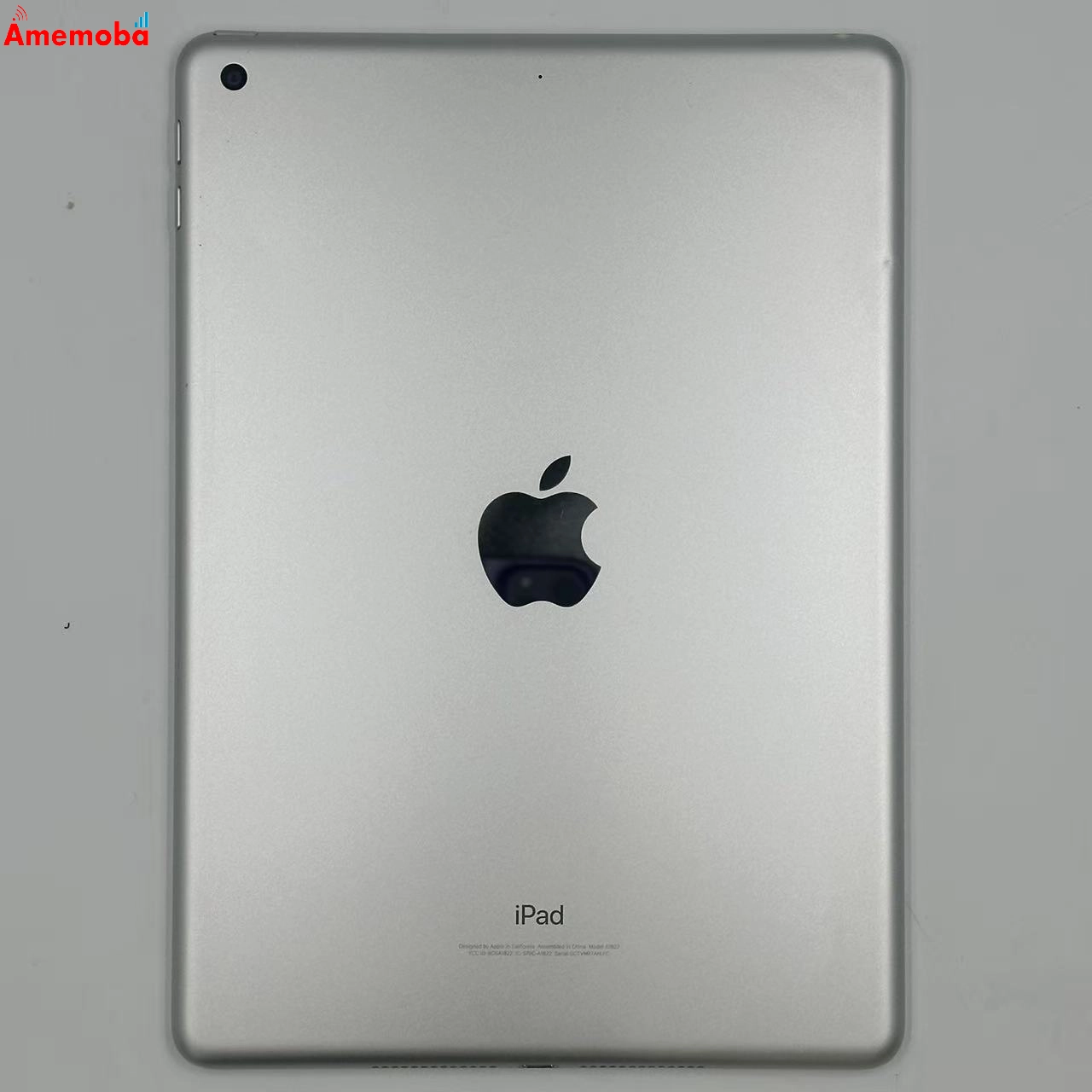 iPad 第5世代 Wi-Fiモデル 32GB シルバー MP2G2J/A  美品