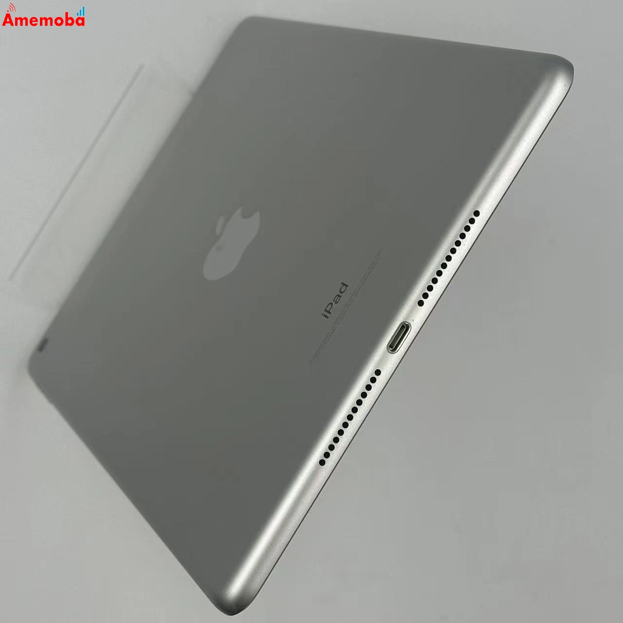 iPad 第5世代 Wi-Fiモデル 32GB シルバー MP2G2J/A  美品