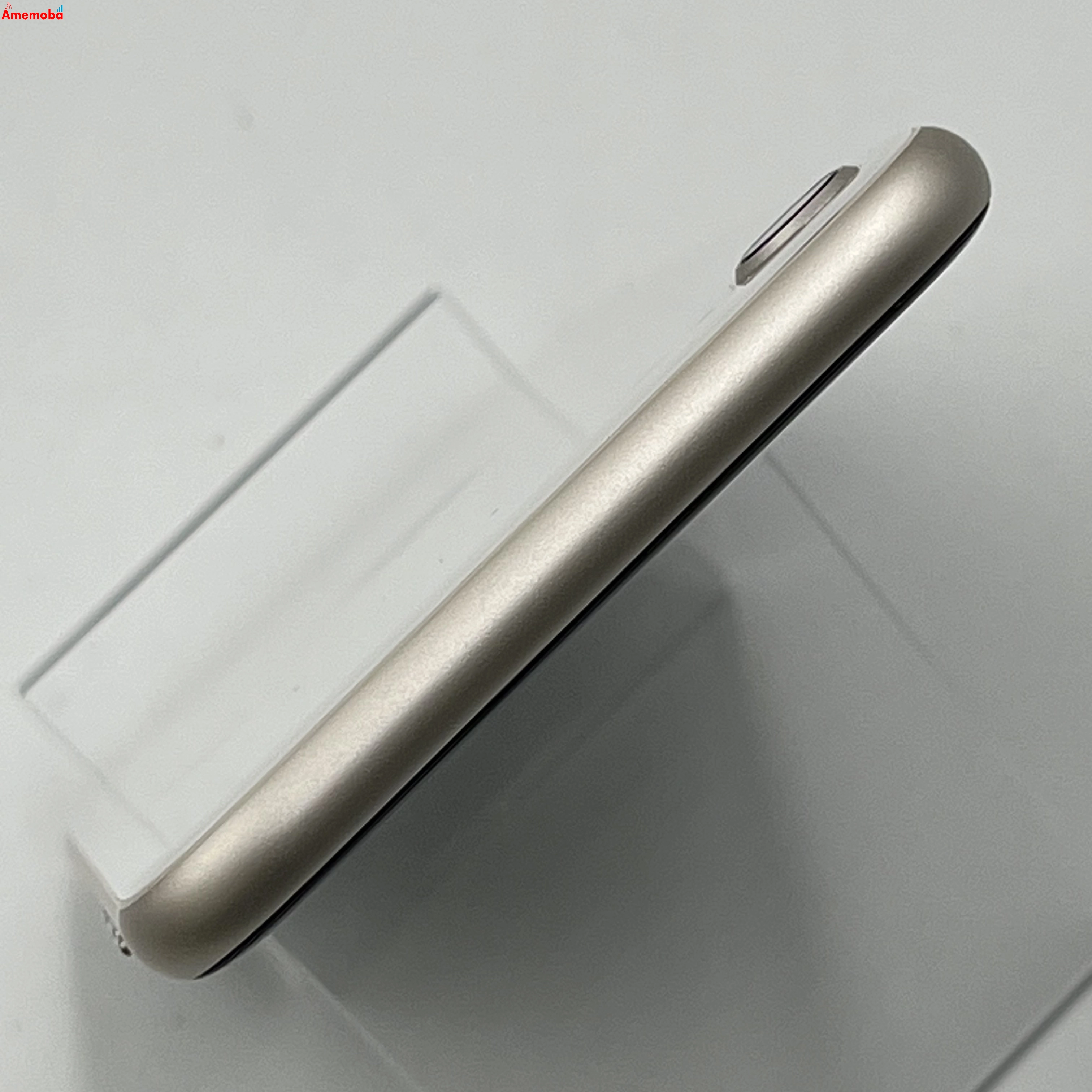 iPhoneSE 第3世代 128GB スターライト MMYG3J/A SoftBank版SIMフリー 極美品