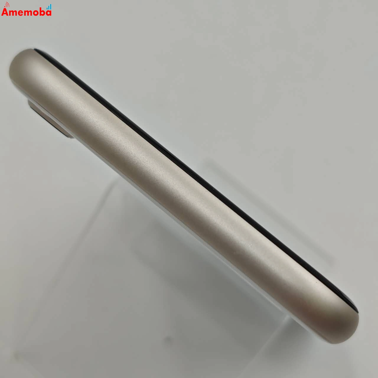 iPhoneSE 第3世代 64GB スターライト MMYD3J/A docomo版SIMフリー ジャンク品