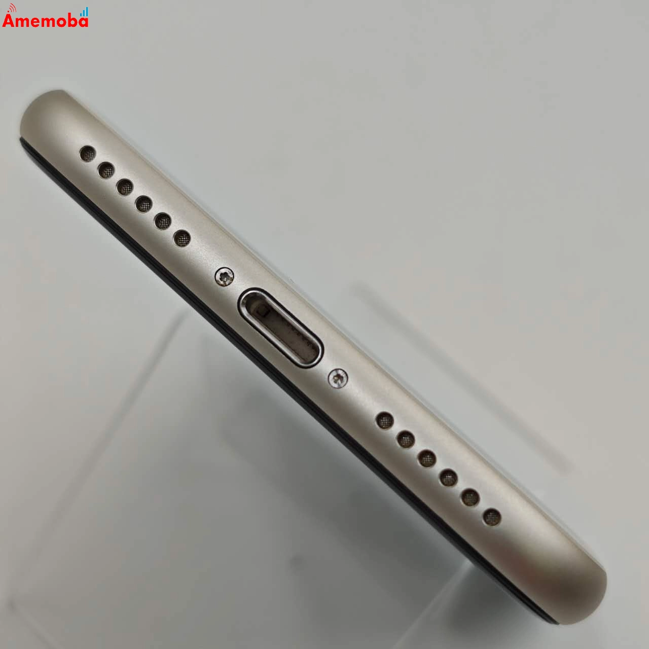 iPhoneSE 第3世代 64GB スターライト MMYD3J/A docomo版SIMフリー ジャンク品