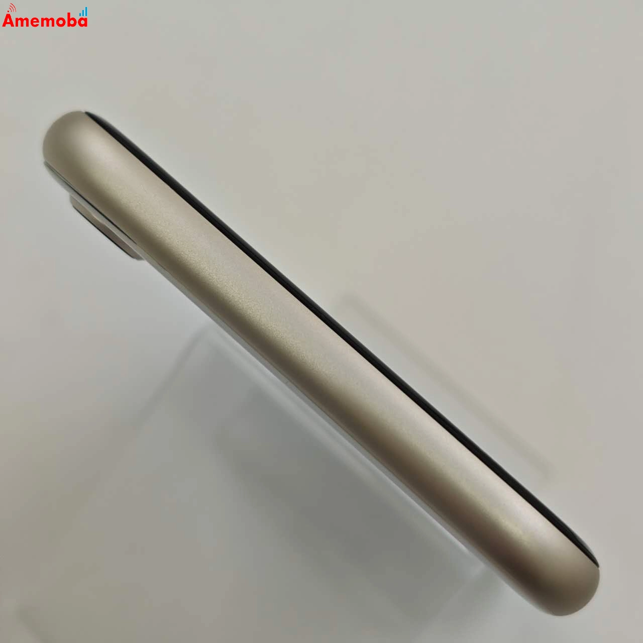 iPhoneSE 第3世代 64GB スターライト MMYD3J/A AU版SIMフリー 美品