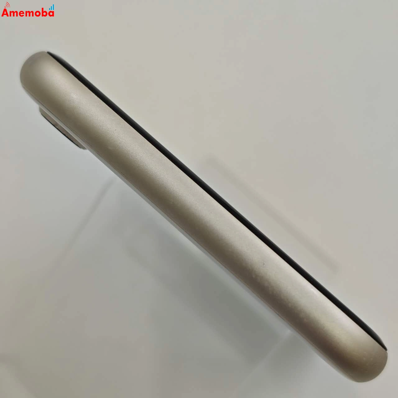 iPhoneSE 第3世代 64GB スターライト MMYD3J/A AU版SIMフリー