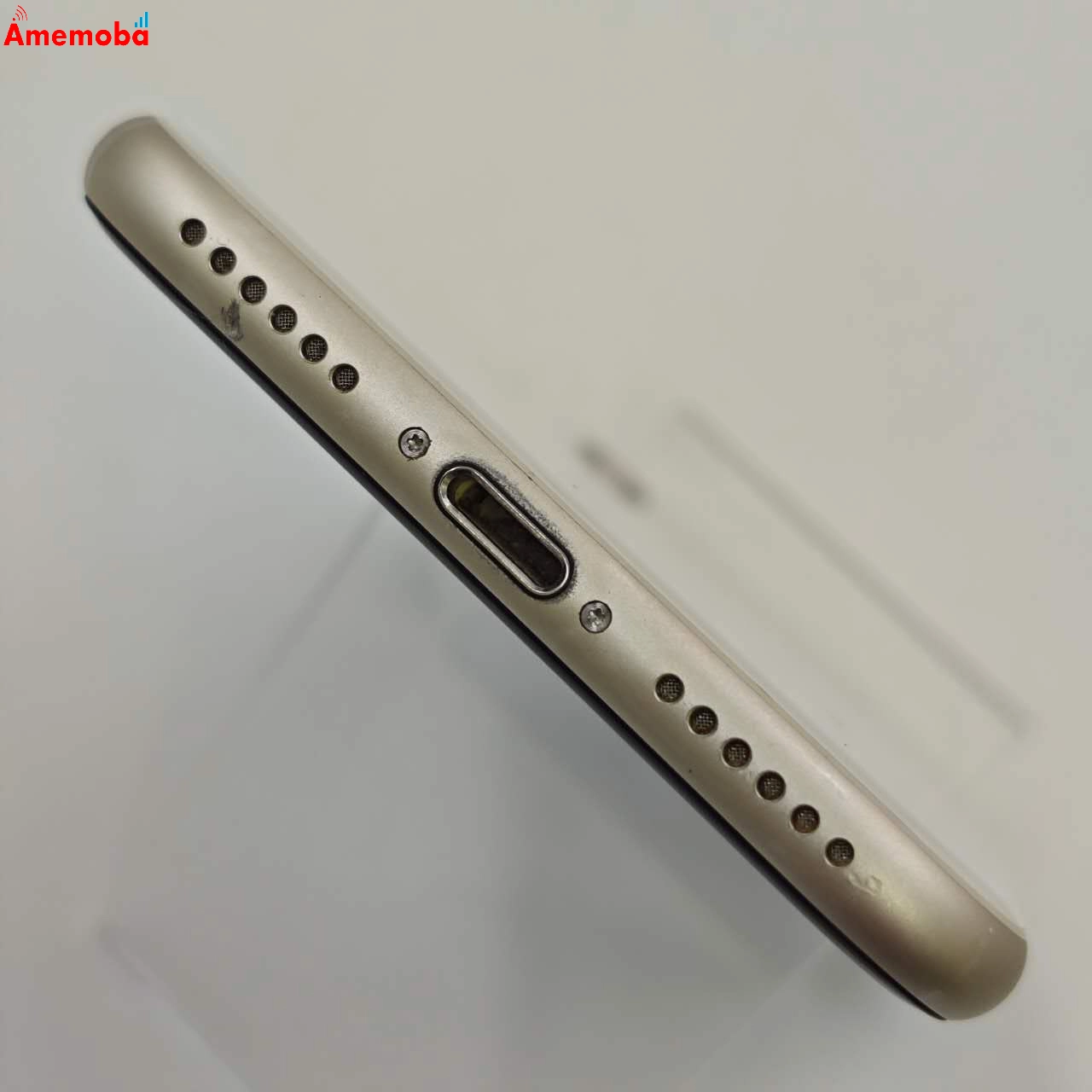 iPhoneSE 第3世代 64GB スターライト MMYD3J/A AU版SIMフリー