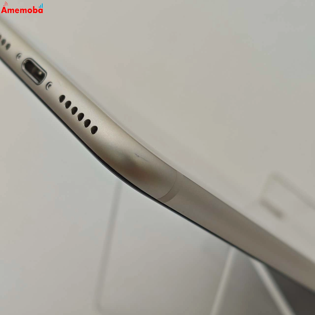 iPhoneSE 第3世代 64GB スターライト MMYD3J/A AU版SIMフリー 美品