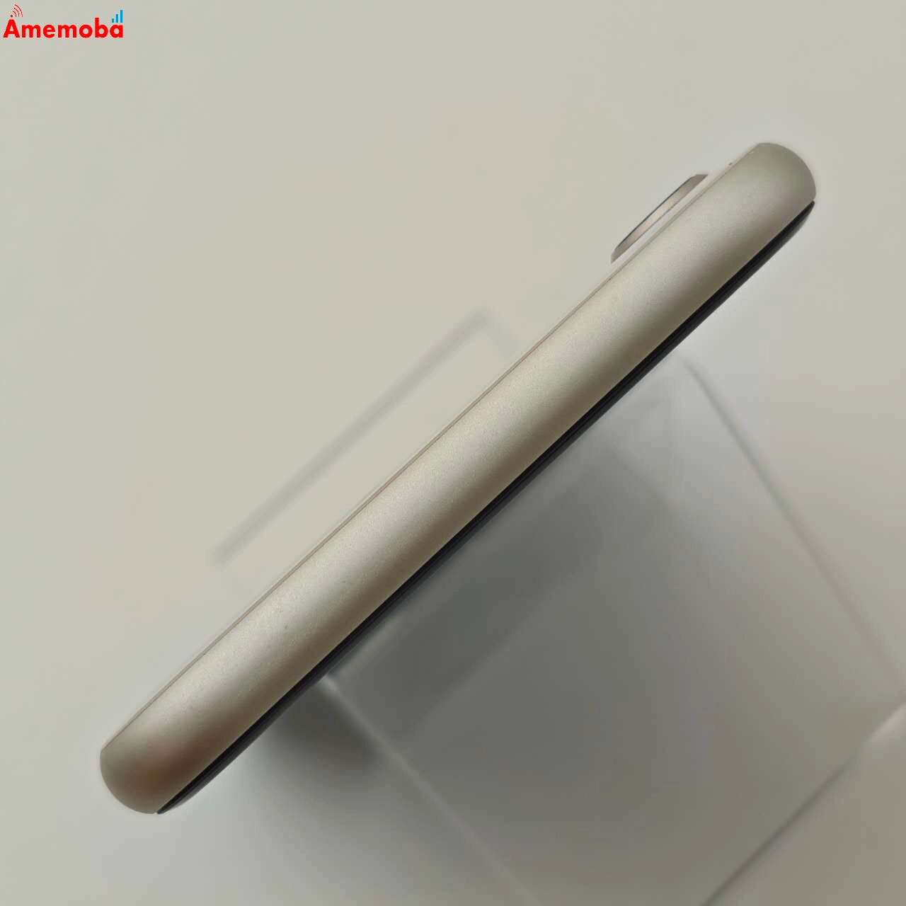 iPhoneSE 第3世代 64GB スターライト MMYD3J/A AU版SIMフリー