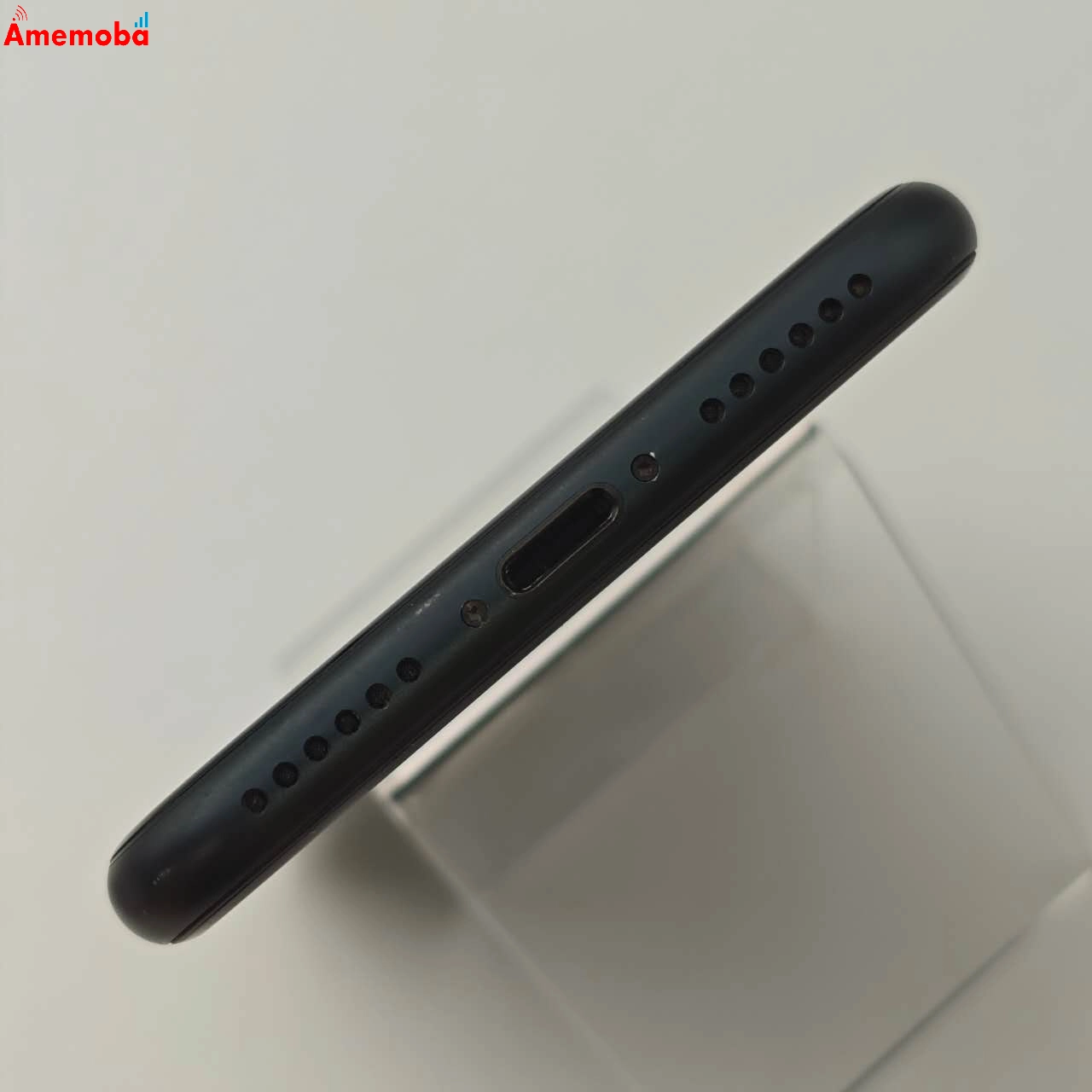 iPhoneSE 第3世代 128GB ミッドナイト MMYF3J/A docomo版SIMフリー 美品