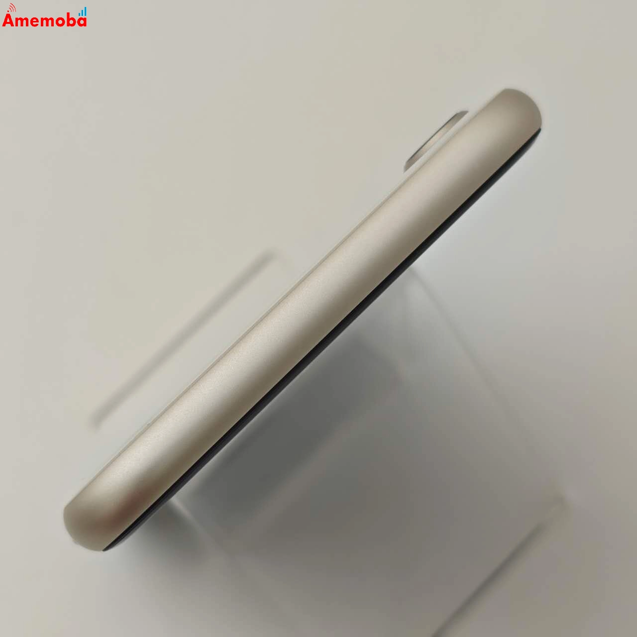 iPhoneSE 第3世代 64GB スターライト MMYD3J/A AU版SIMフリー 極美品