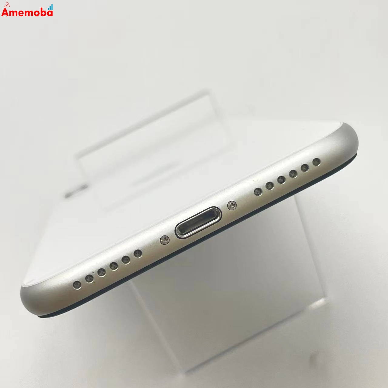 iPhoneSE 第2世代 128GB ホワイト MHGU3J/A docomo版SIMフリー 美品