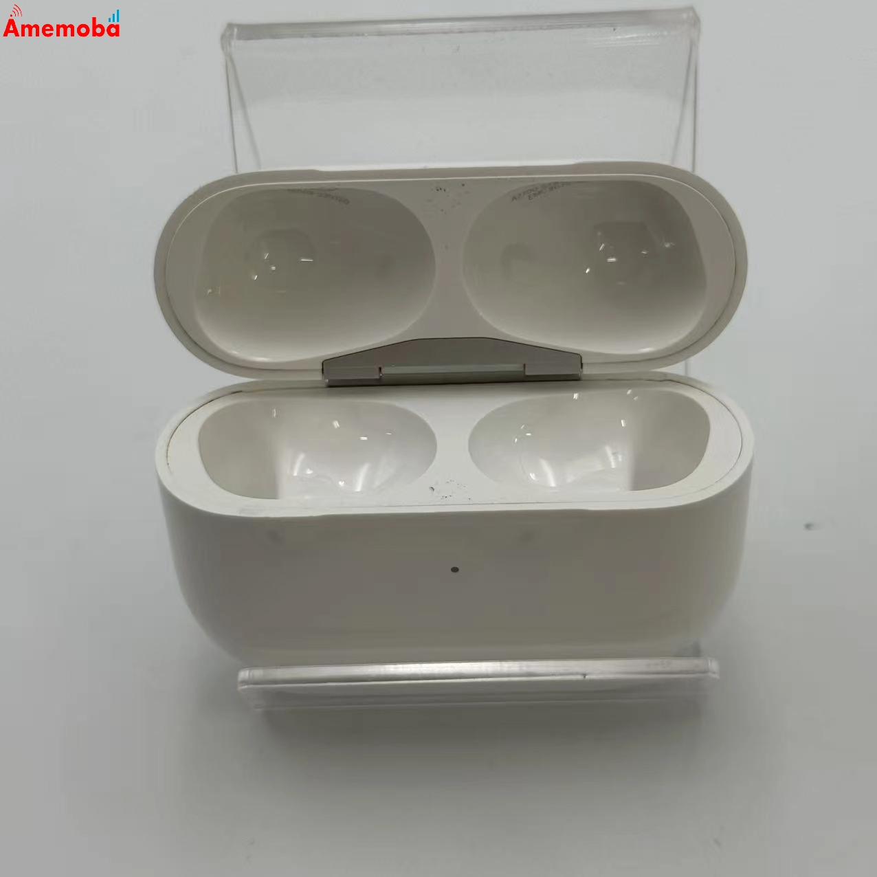 Airpods Pro 第2世代 MagSafe 充電ケース (Lightning) 付き ホワイト A2698