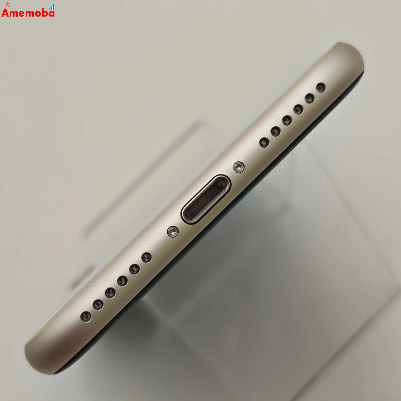 iPhoneSE 第3世代 64GB スターライト MMYD3J/A SoftBank版SIMフリー 新品同様