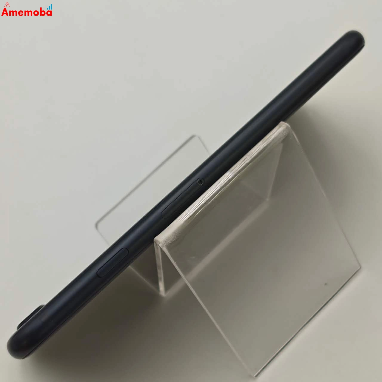 iPhoneSE 第3世代 64GB ミッドナイト MMYC3J/A docomo版SIMフリー 美品