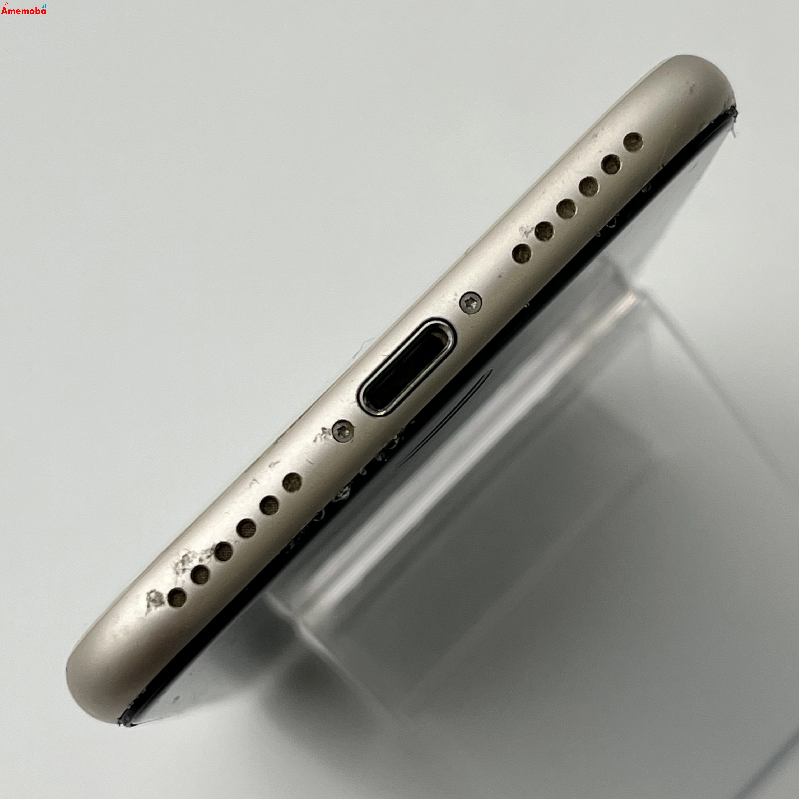 iPhoneSE 第3世代 128GB スターライト MMYG3J/A SoftBank版SIMフリー 美品