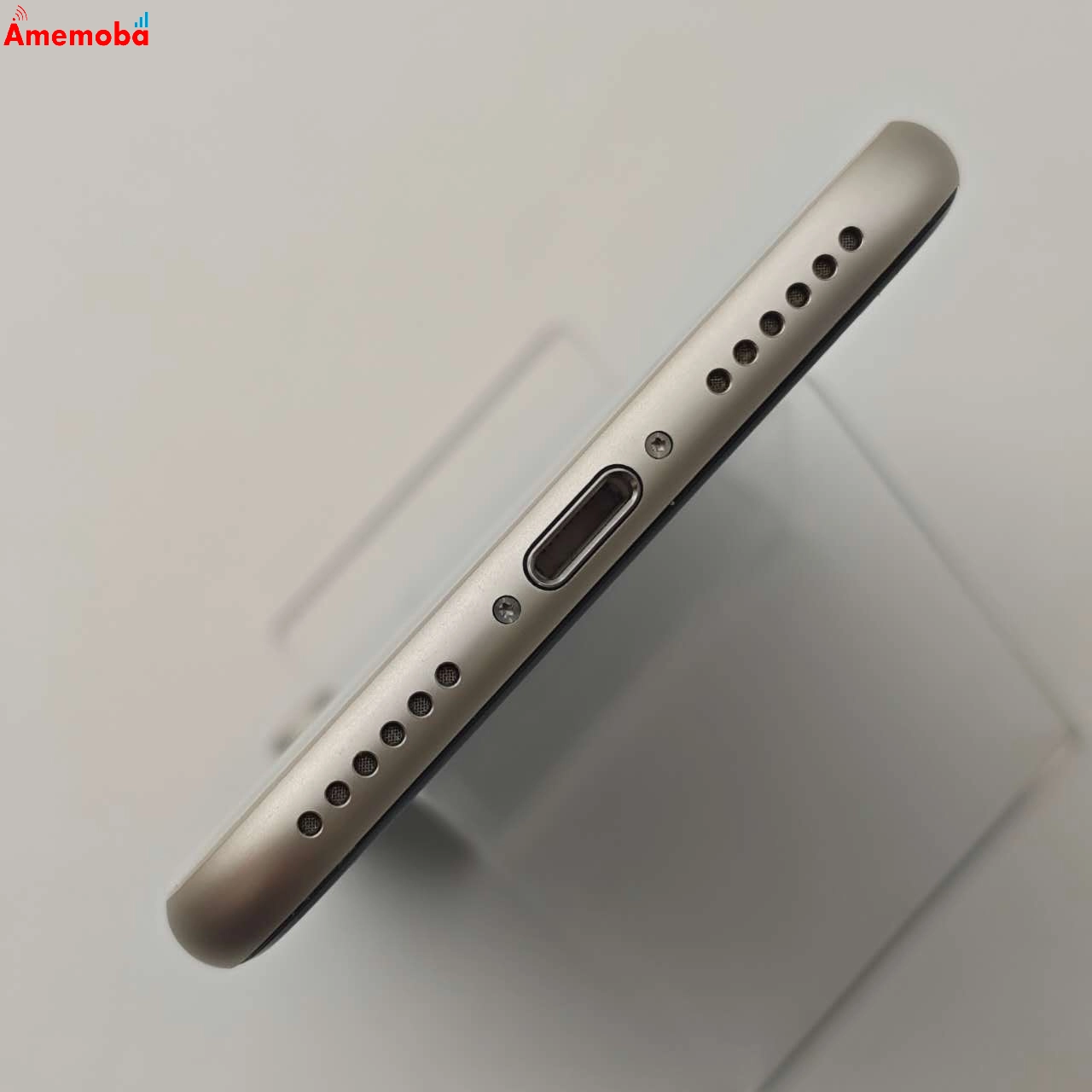 iPhoneSE 第3世代 64GB スターライト MMYD3J/A AU版SIMフリー 美品