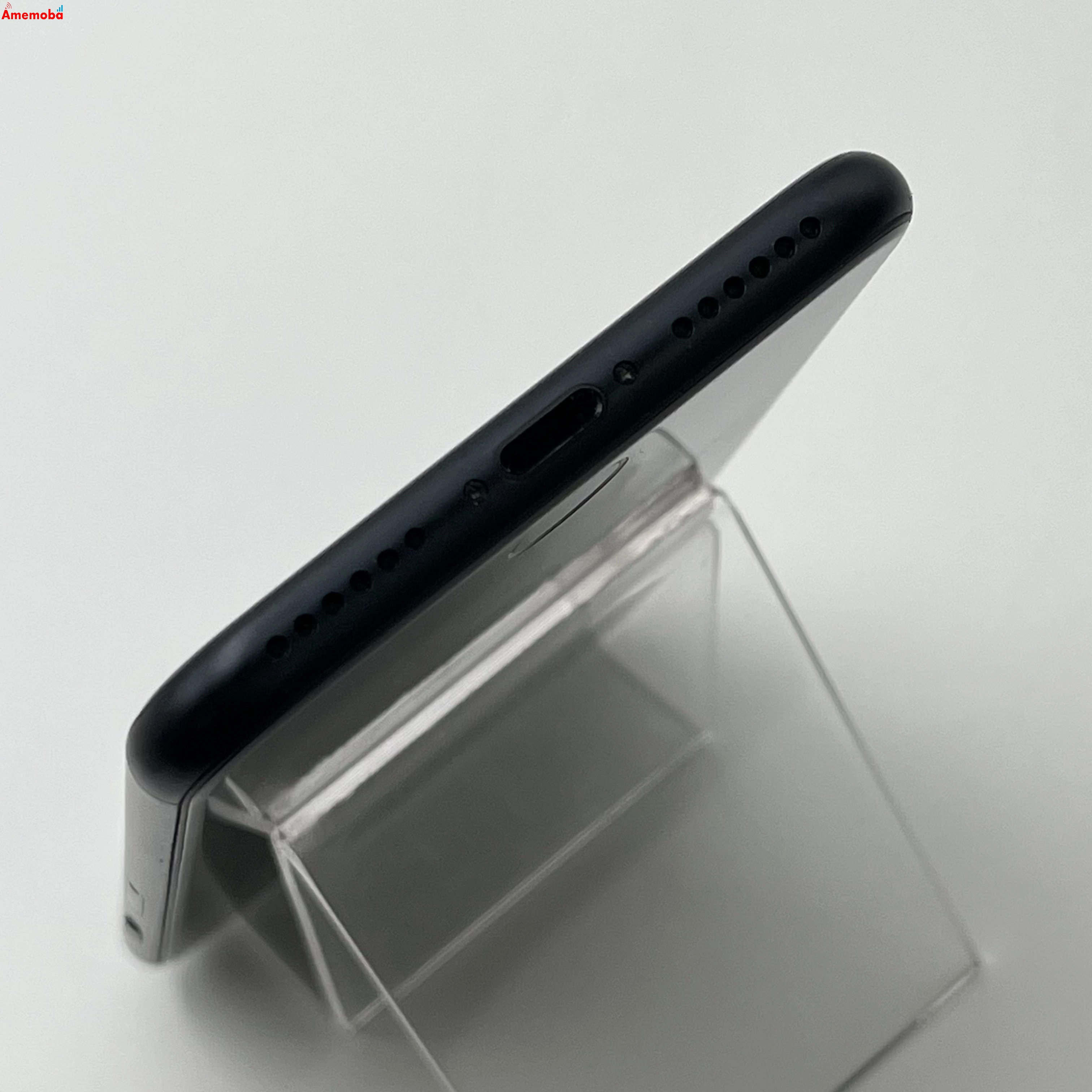 iPhoneSE 第3世代 64GB ミッドナイト MMYC3J/A AU版SIMフリー 美品