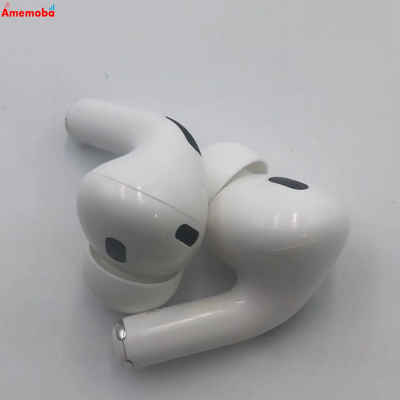 AirPods Pro 第2世代 MagSafe充電ケース(USB-C)付き ホワイト MTJV3J/A