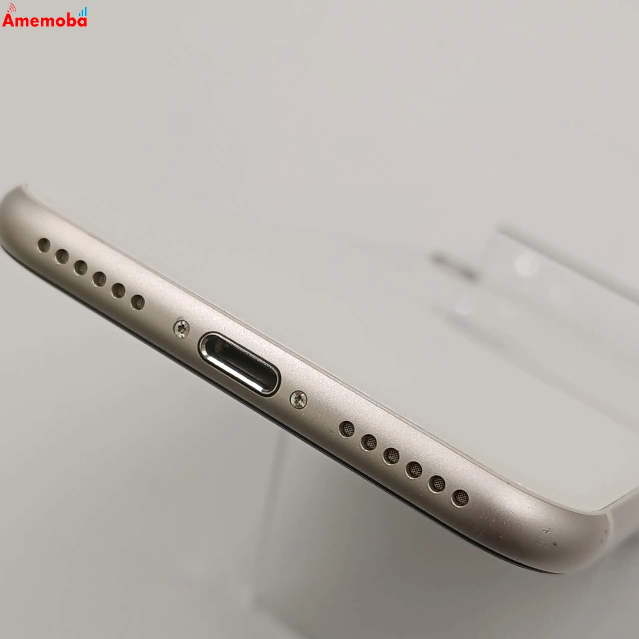 iPhoneSE 第3世代 128GB スターライト MMYG3J/A Apple版SIMフリー 訳あり品