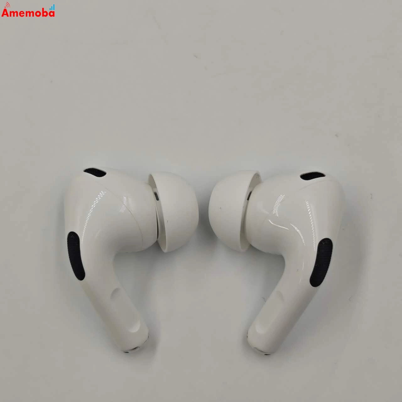 Airpods Pro 第2世代 MagSafe 充電ケース (Lightning) 付き ホワイト A2698