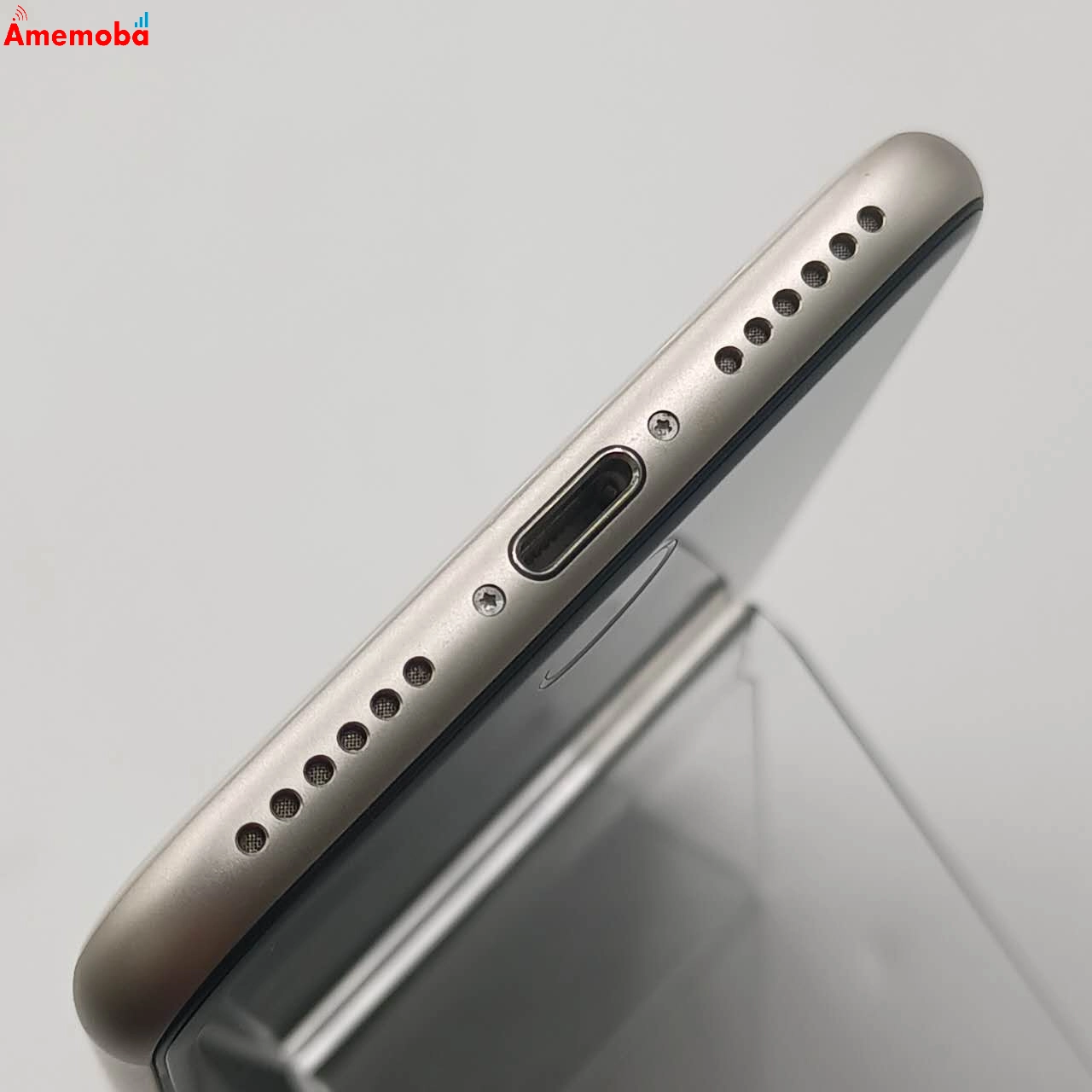 iPhoneSE 第3世代 64GB スターライト MMYD3J/A Apple版SIMフリー