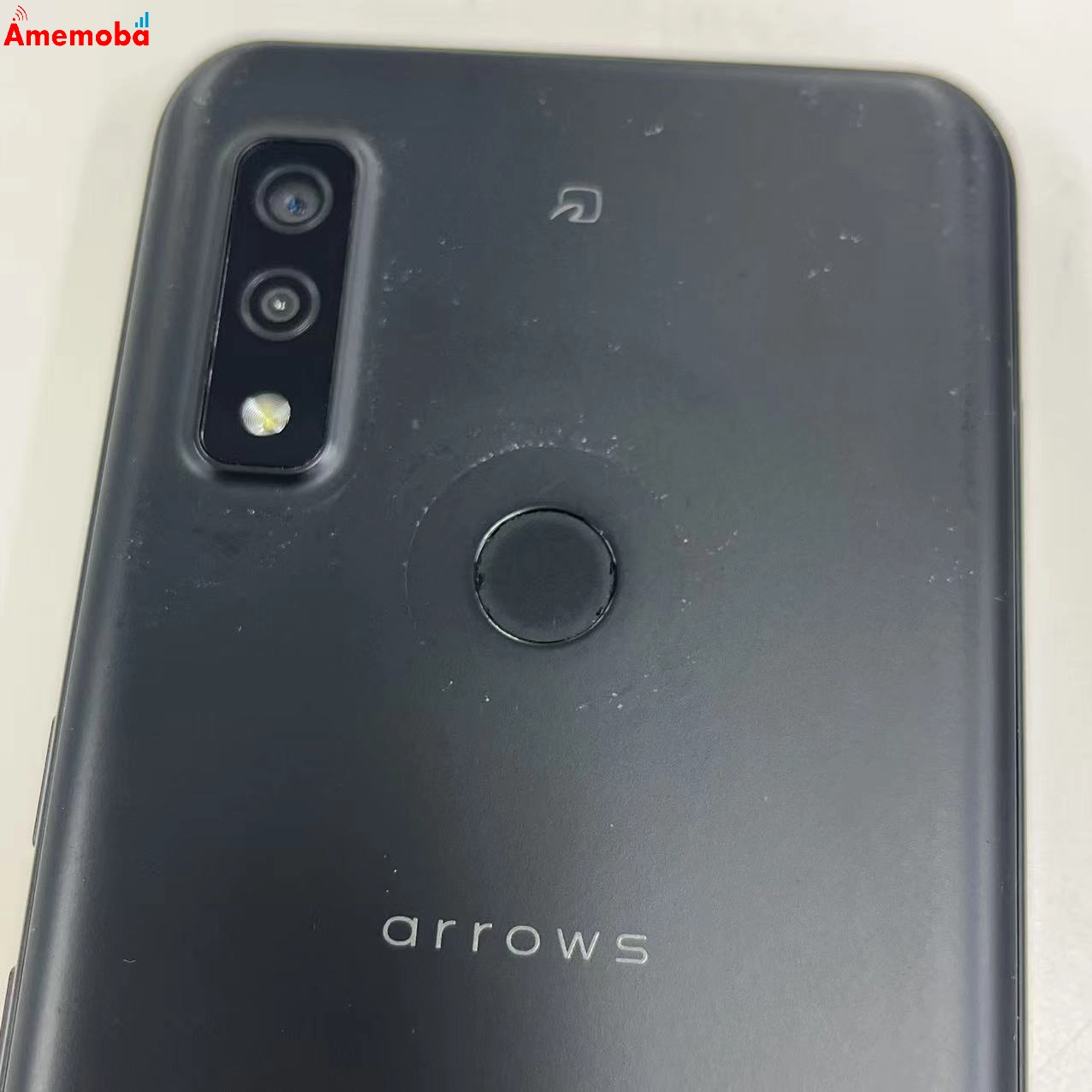 arrows We 64GB ブラック FCG01 AU版SIMフリー