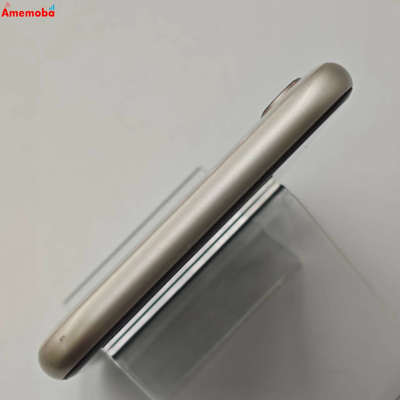 iPhoneSE 第3世代 128GB スターライト MMYG3J/A Apple版SIMフリー