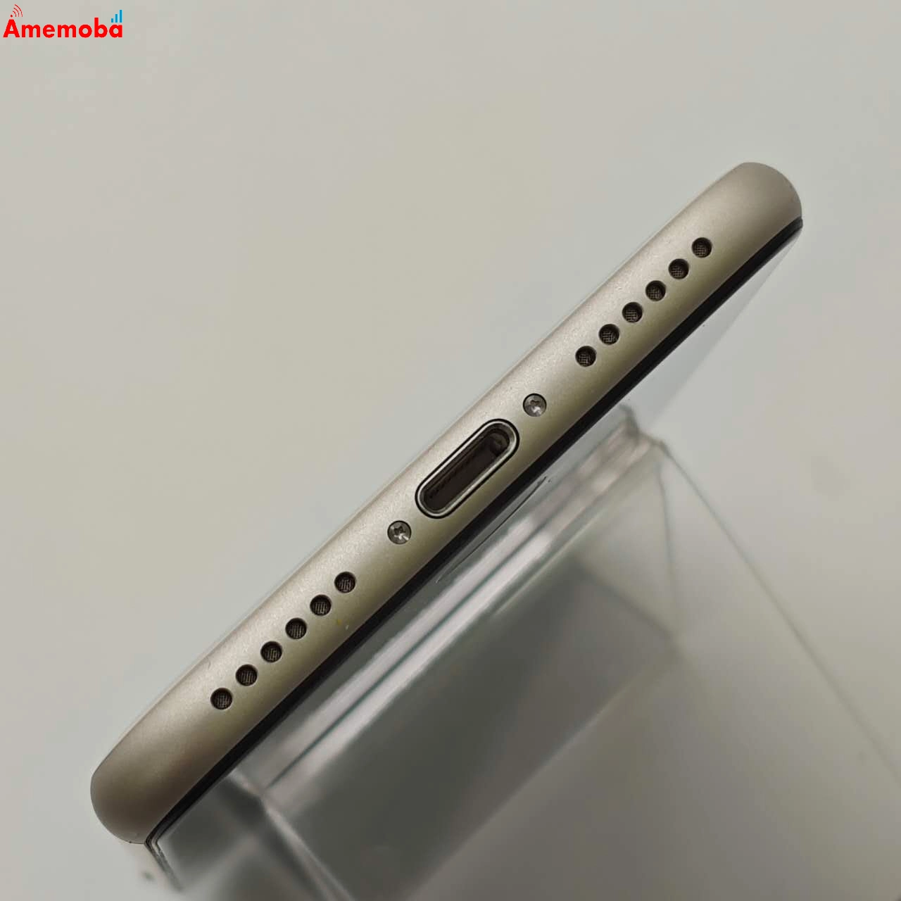 iPhoneSE 第3世代 64GB スターライト MMYD3J/A AU版SIMフリー