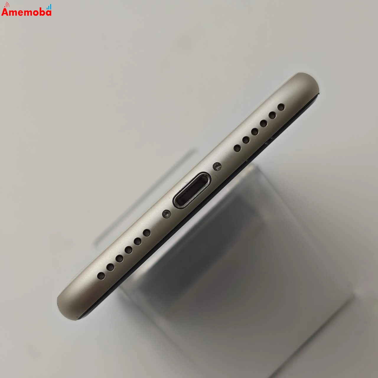 iPhoneSE 第3世代 64GB スターライト MMYD3J/A 楽天モバイル版SIMフリー 美品