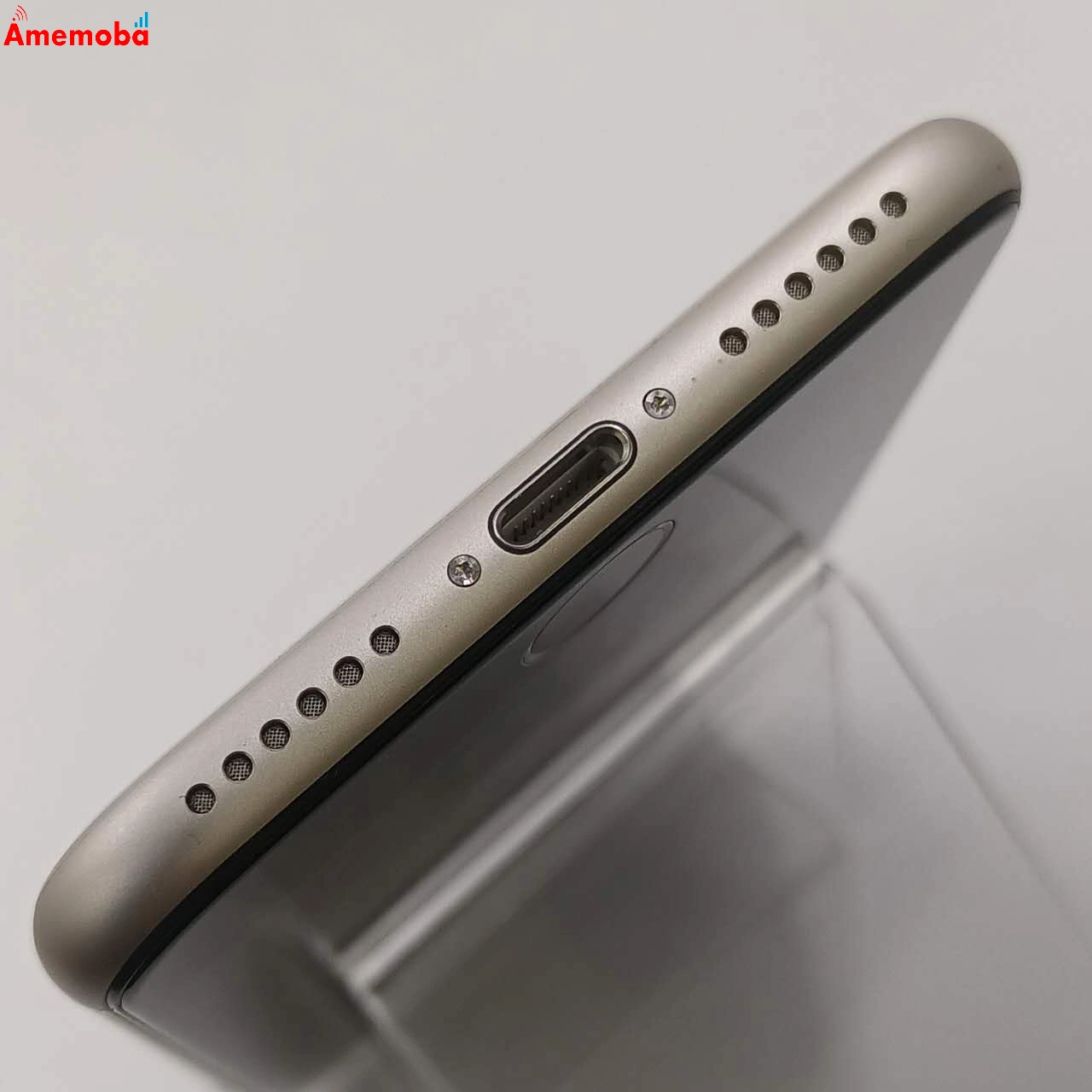 iPhoneSE 第3世代 64GB スターライト MMYD3J/A SIMロック解除済 SoftBank版SIMフリー 美品