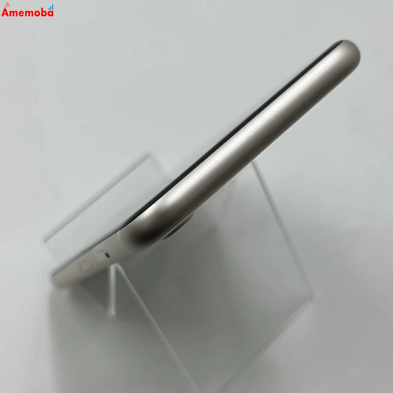 iPhoneSE 第3世代 128GB スターライト MMYG3J/A docomo版SIMフリー ジャンク品