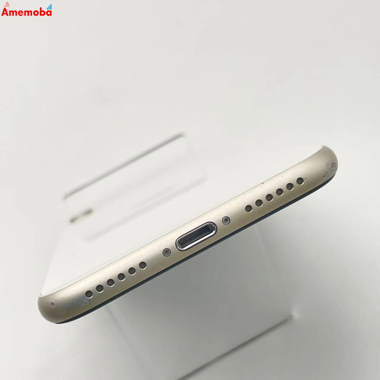 iPhoneSE 第3世代 128GB スターライト MMYG3J/A SoftBank版SIMフリー