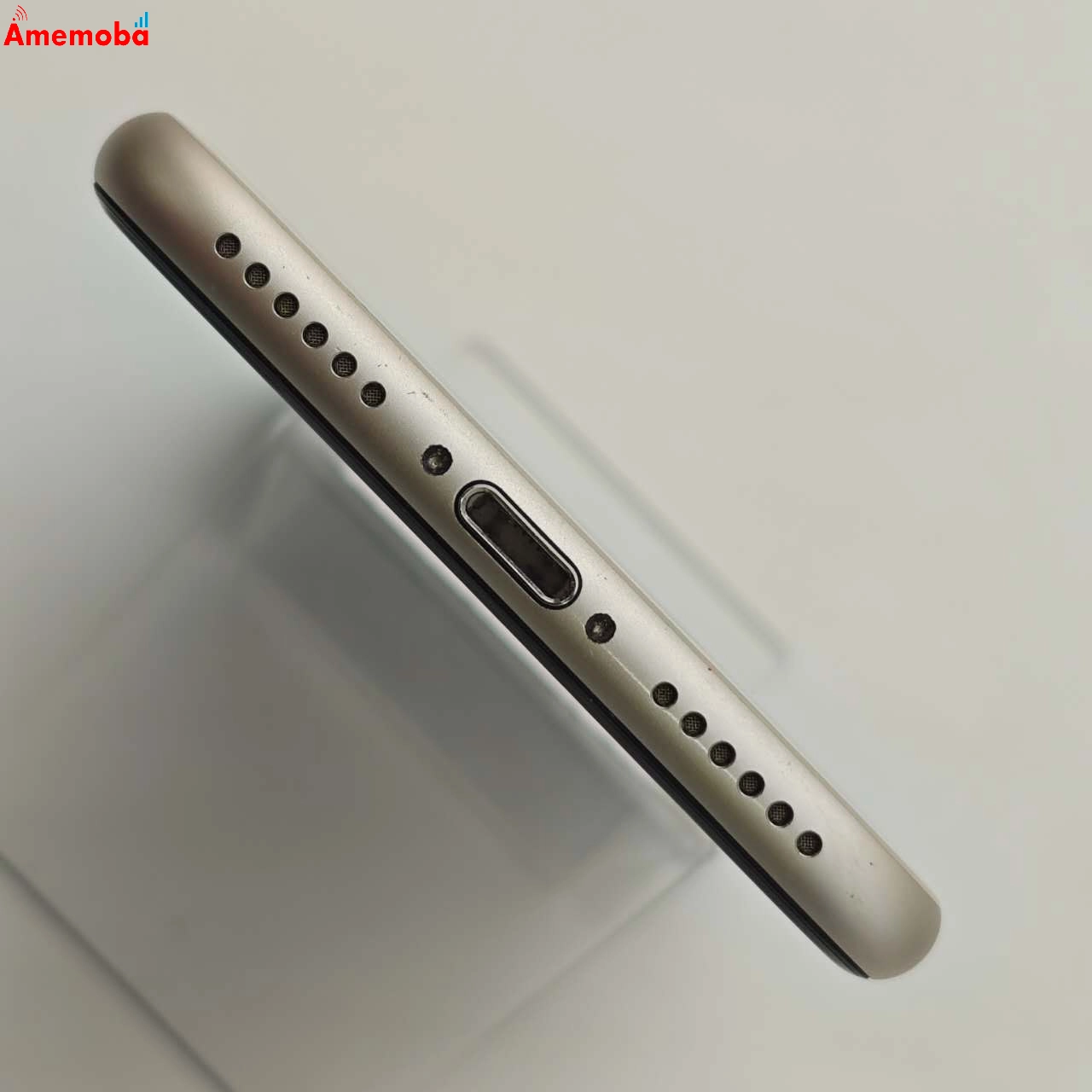 iPhoneSE 第3世代 64GB スターライト MMYD3J/A AU版SIMフリー 美品