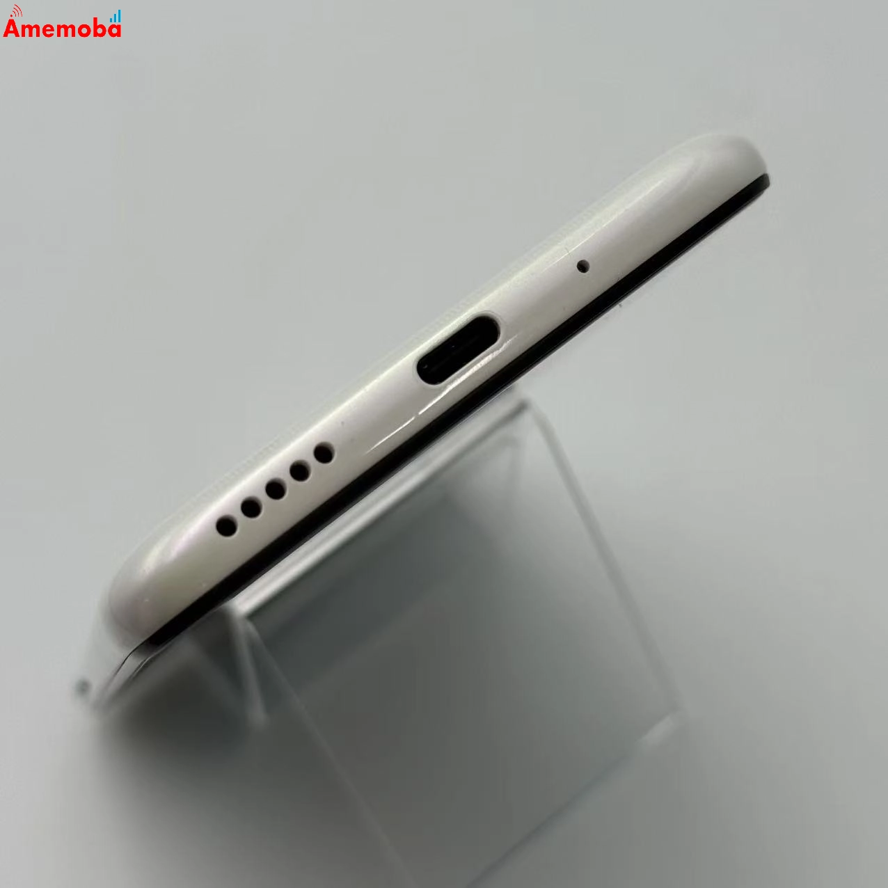 moto g8 64GB ホログラムホワイト XT2045-6 SIMフリー