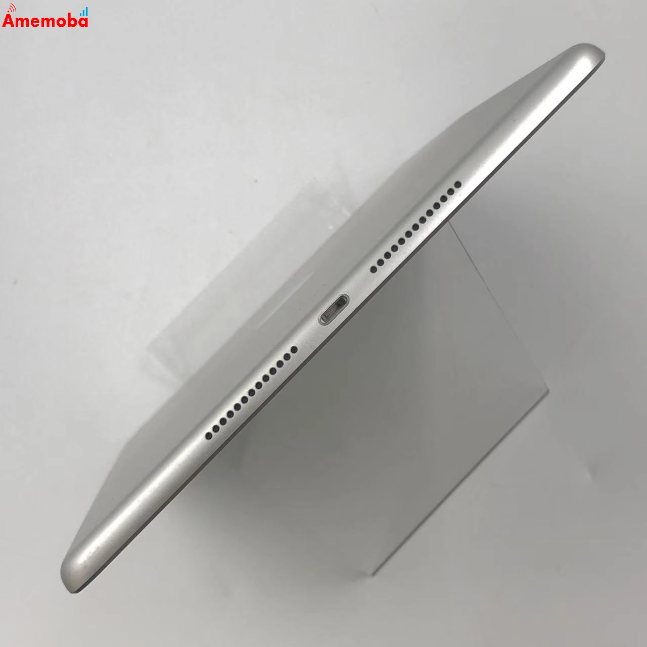 iPad 第8世代 Wi-Fiモデル 128GB シルバー MYLE2ZP/A ジャンク品