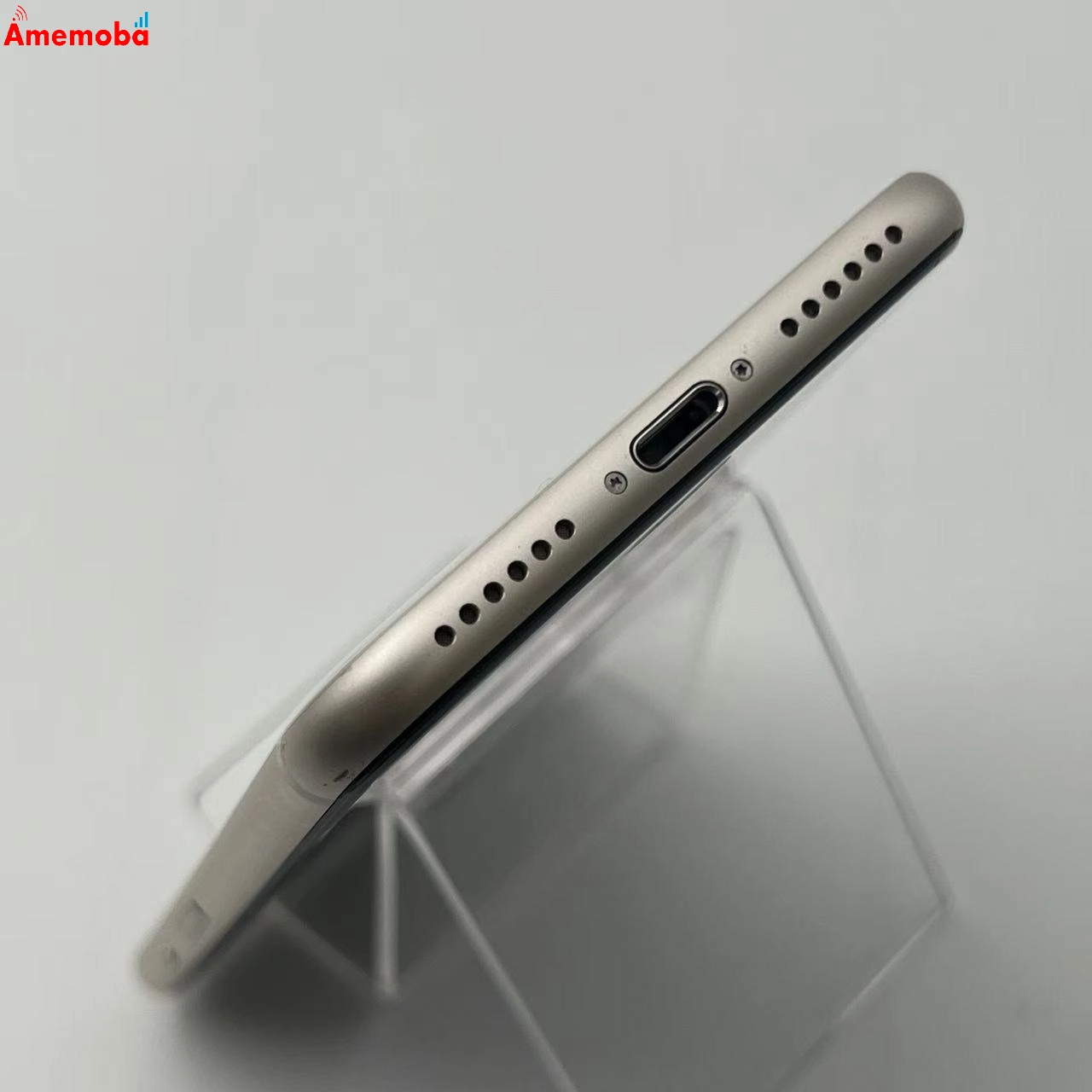 iPhoneSE 第3世代 64GB スターライト NMYD3J/A docomo版SIMフリー ジャンク品