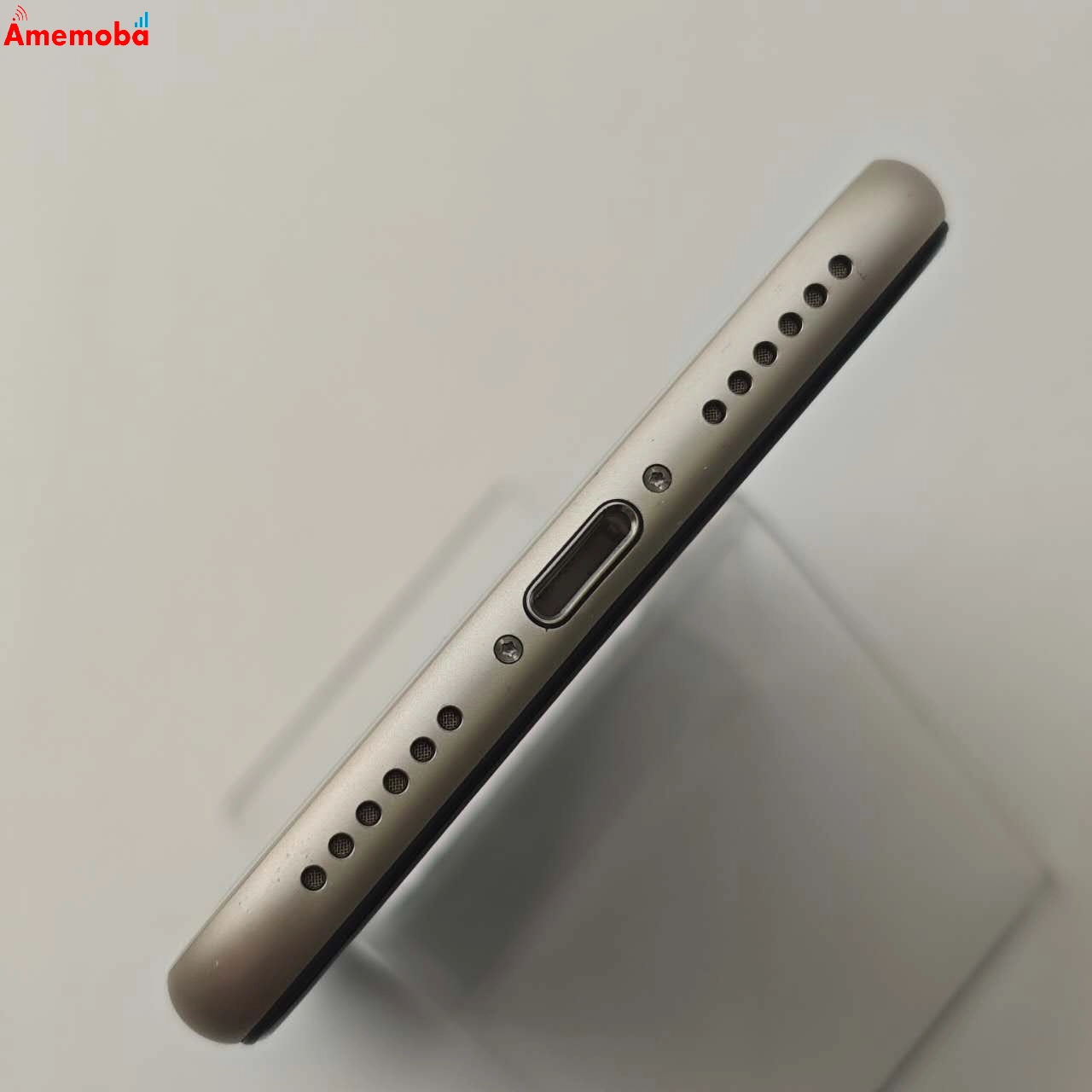 iPhoneSE 第3世代 128GB スターライト MMYG3J/A Apple版SIMフリー 訳あり品