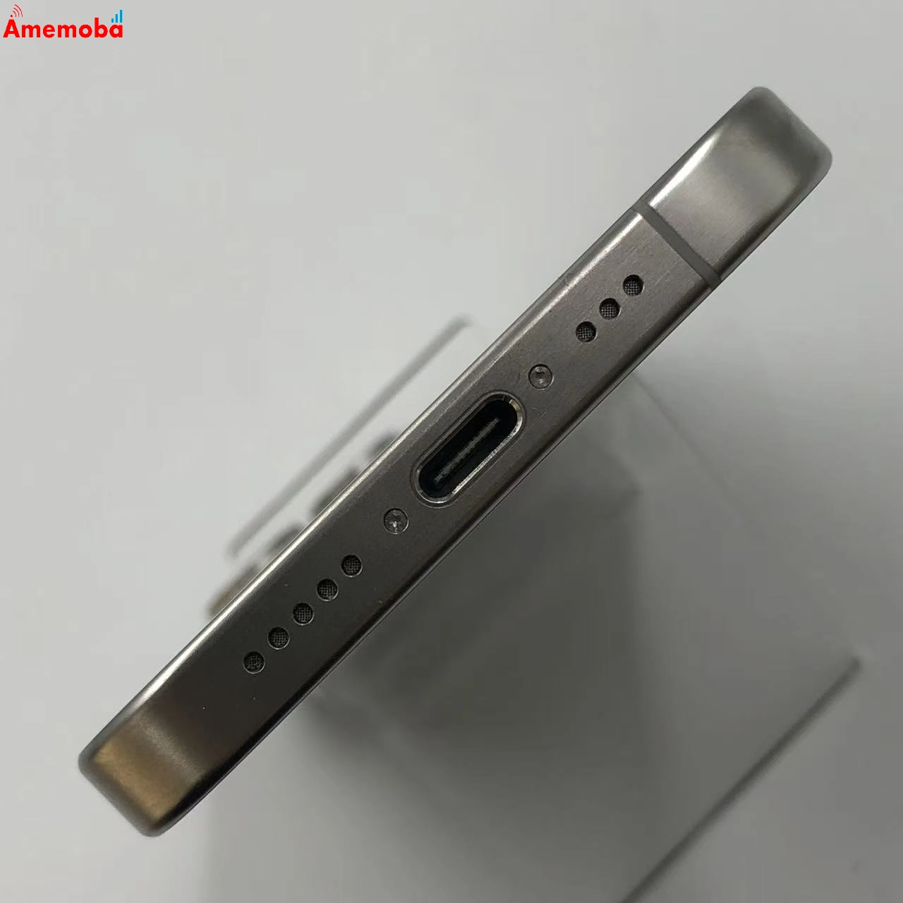 iPhone15 Pro 256GB ホワイトチタニウム MTUD3J/A SIMフリー 美品