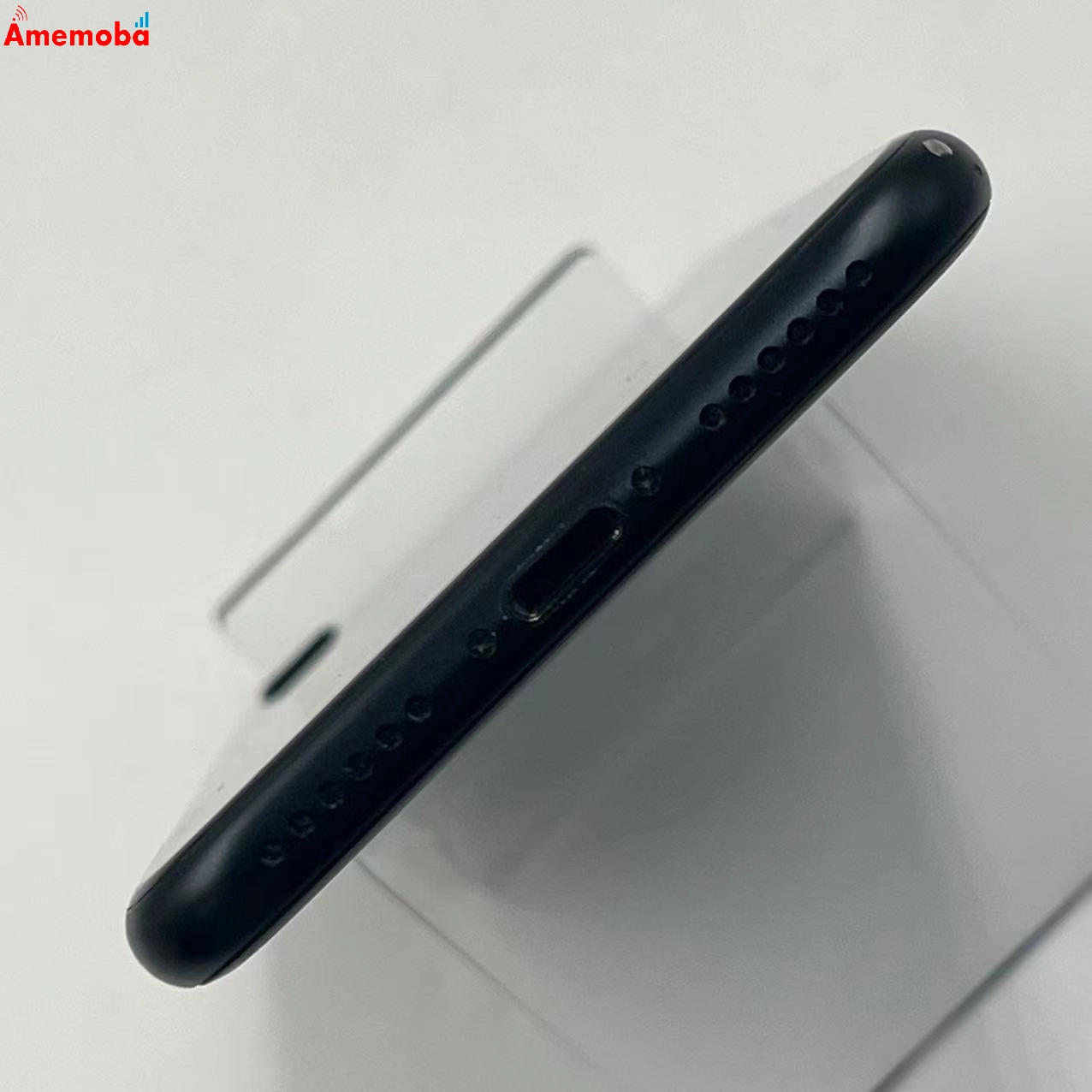 iPhoneSE 第3世代 64GB ミッドナイト MMYC3J/A Apple版SIMフリー 美品