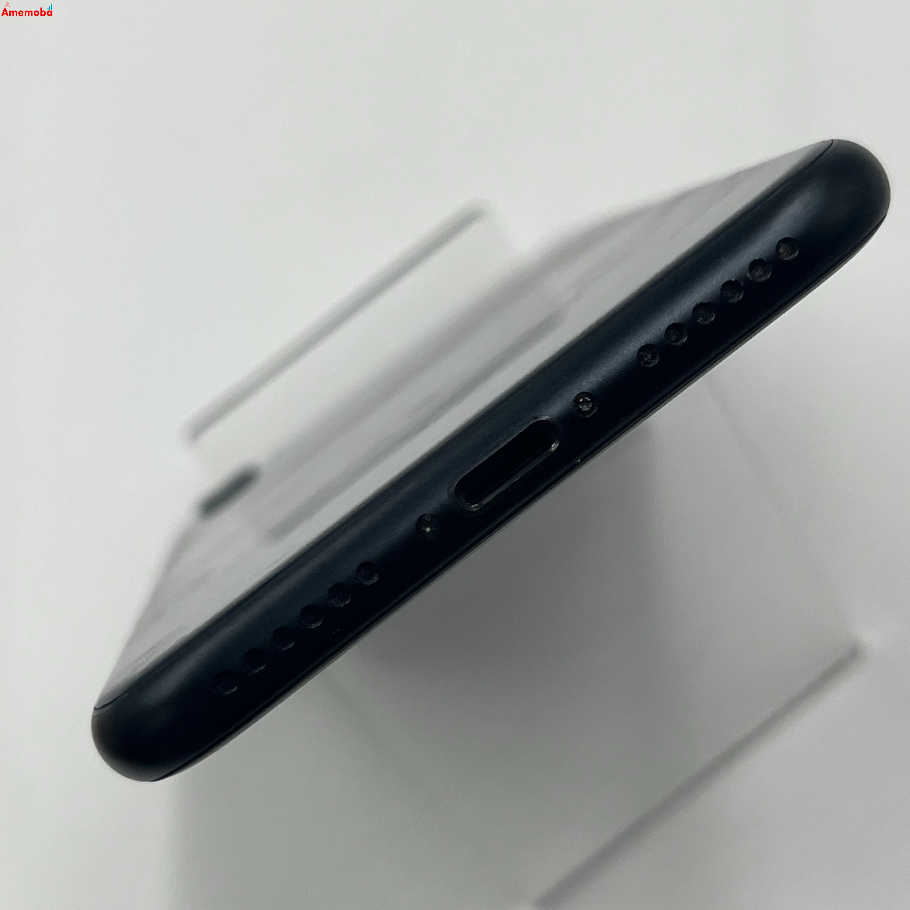 iPhoneSE 第3世代 64GB ミッドナイト MMYC3J/A SoftBank版SIMフリー 極美品