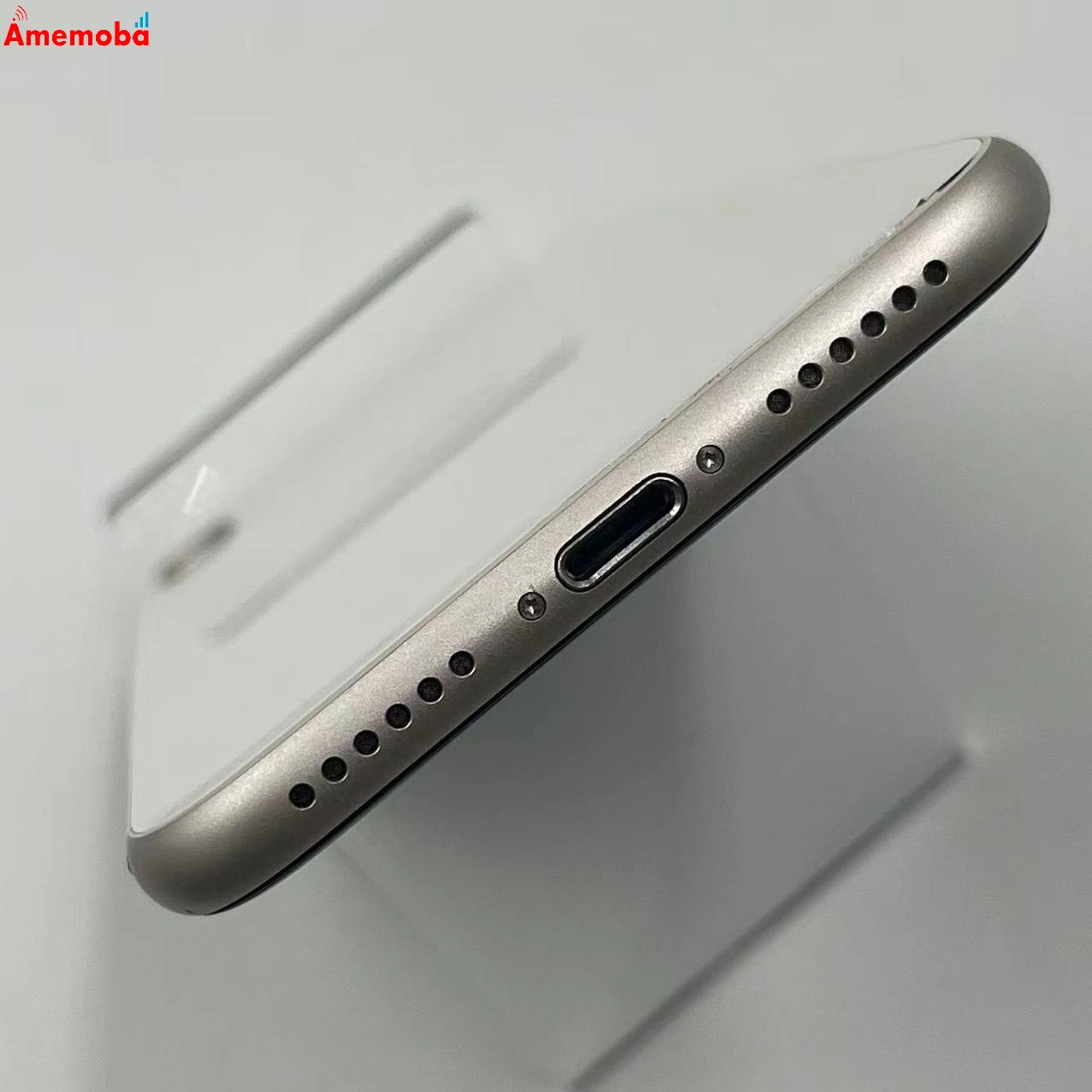 iPhoneSE 第3世代 64GB スターライト MMYD3J/A 楽天モバイル版SIMフリー 美品