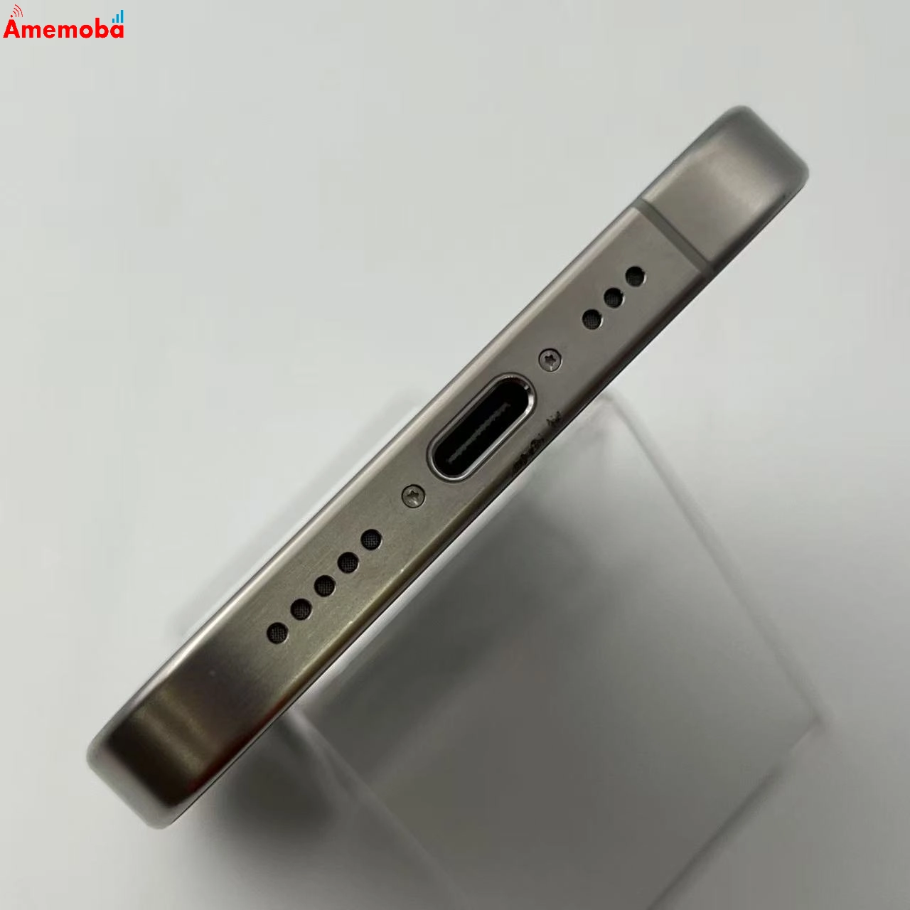 iPhone15 Pro 256GB ホワイトチタニウム MTUD3J/A AU版SIMフリー au