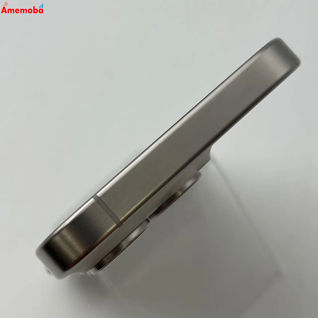 iPhone15 Pro 128GB ホワイトチタニウム MTU83J/A AU版SIMフリー au